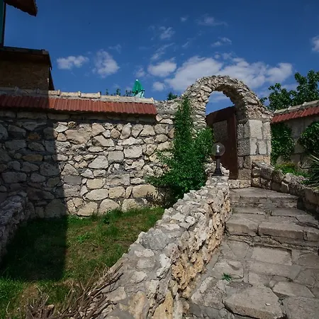 Guest house Valdes Bozhichen
